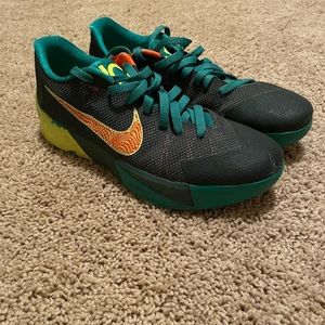 Nike KD Trey 5 Basketball Shoes Size 10.5